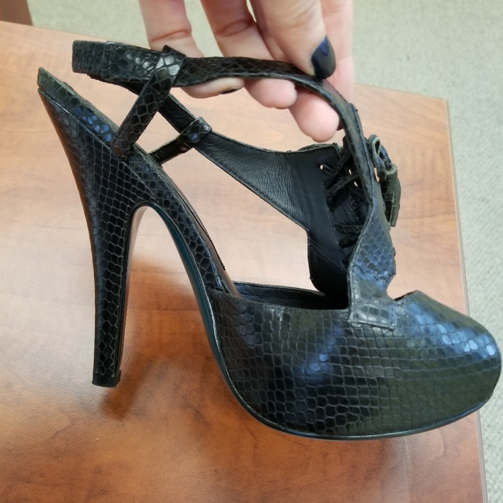 Python Like Leather Stiletto Heels - image 4